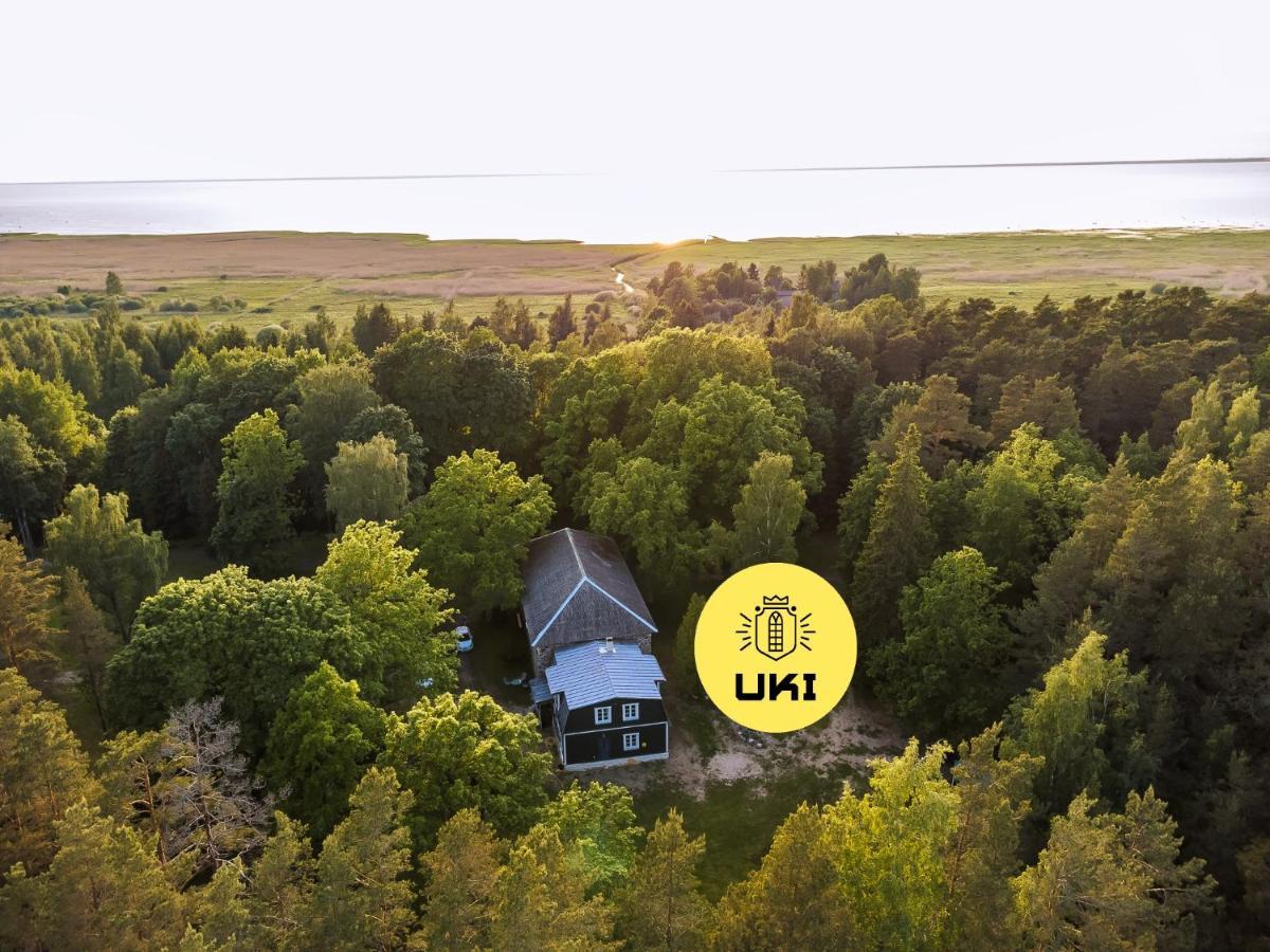 Hotel UKI Puhkeküla Pärnu Exterior foto