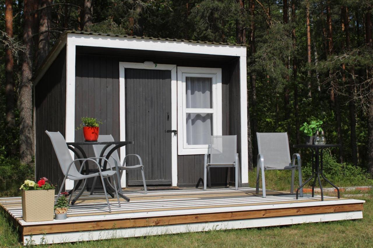 Hotel UKI Puhkeküla Pärnu Exterior foto